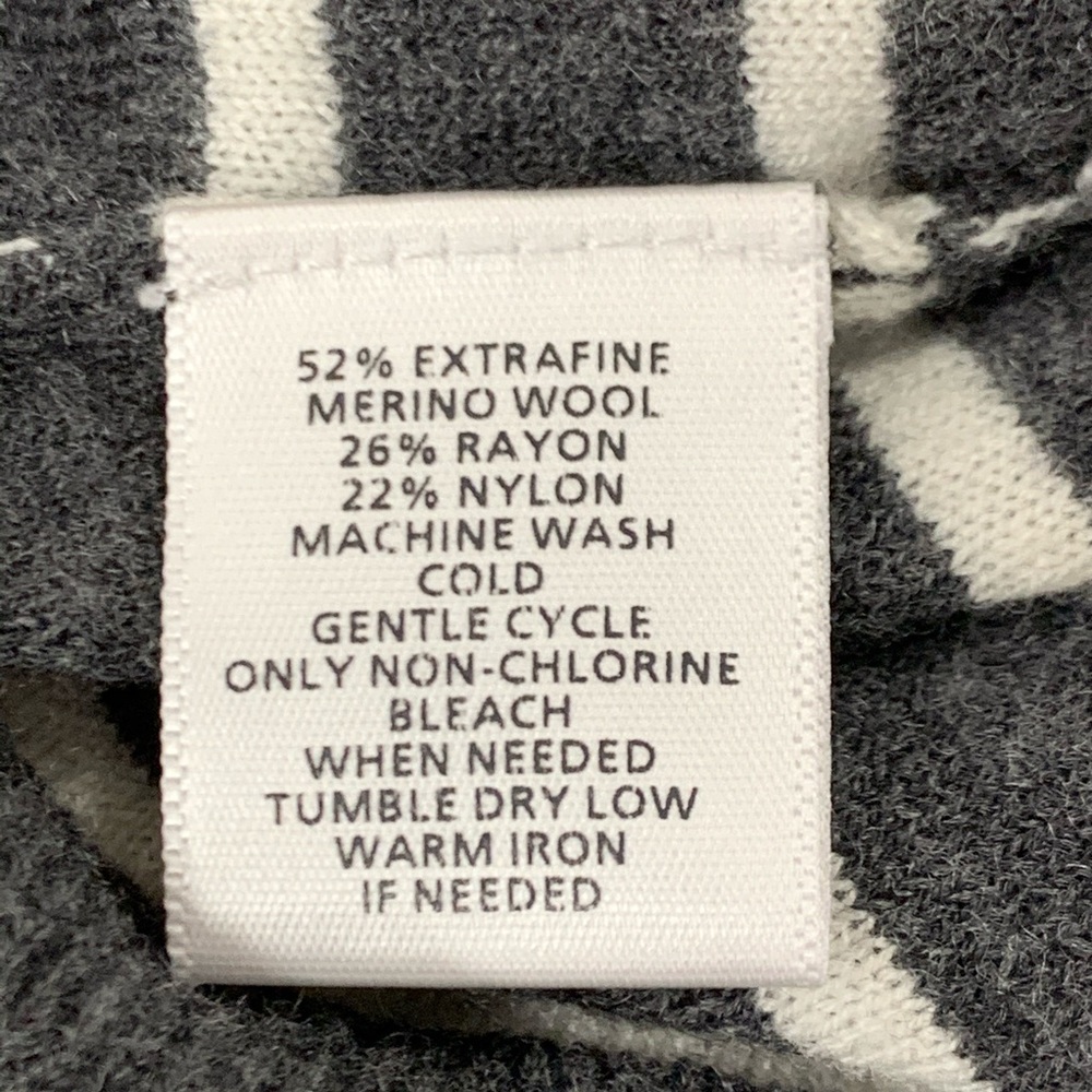 Loft gray white striped Merino wool sweater - Picture 5 of 5
